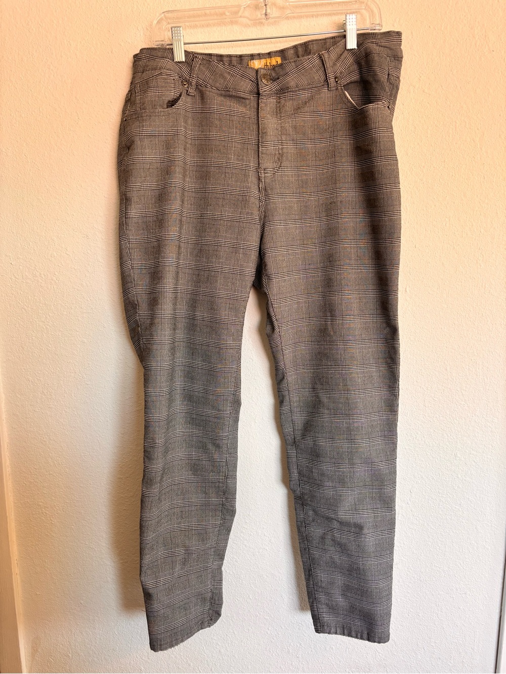 Hybrid & Company Plaid Skinny Pants 3X Gray Stretch Career Trousers